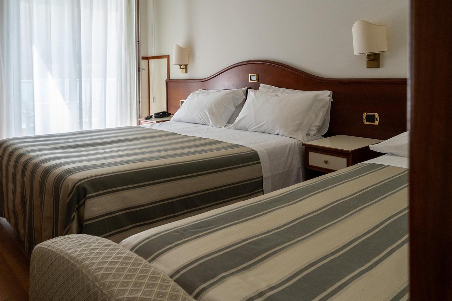 Vidi Miramare & Delfino 4*