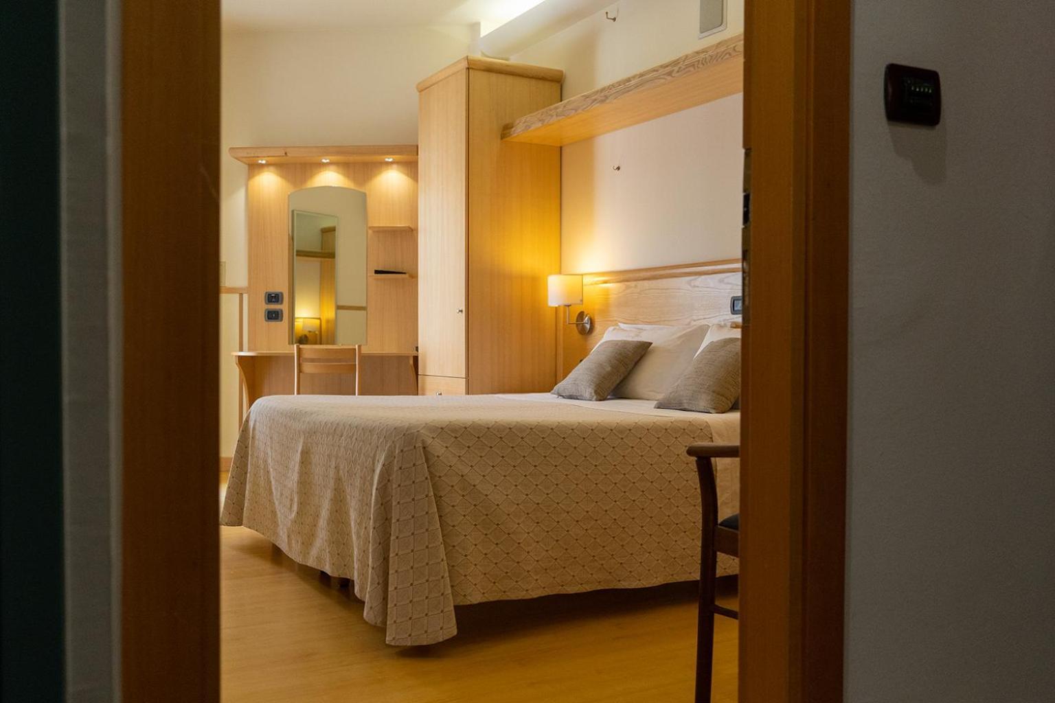 Vidi Miramare & Delfino Hotel