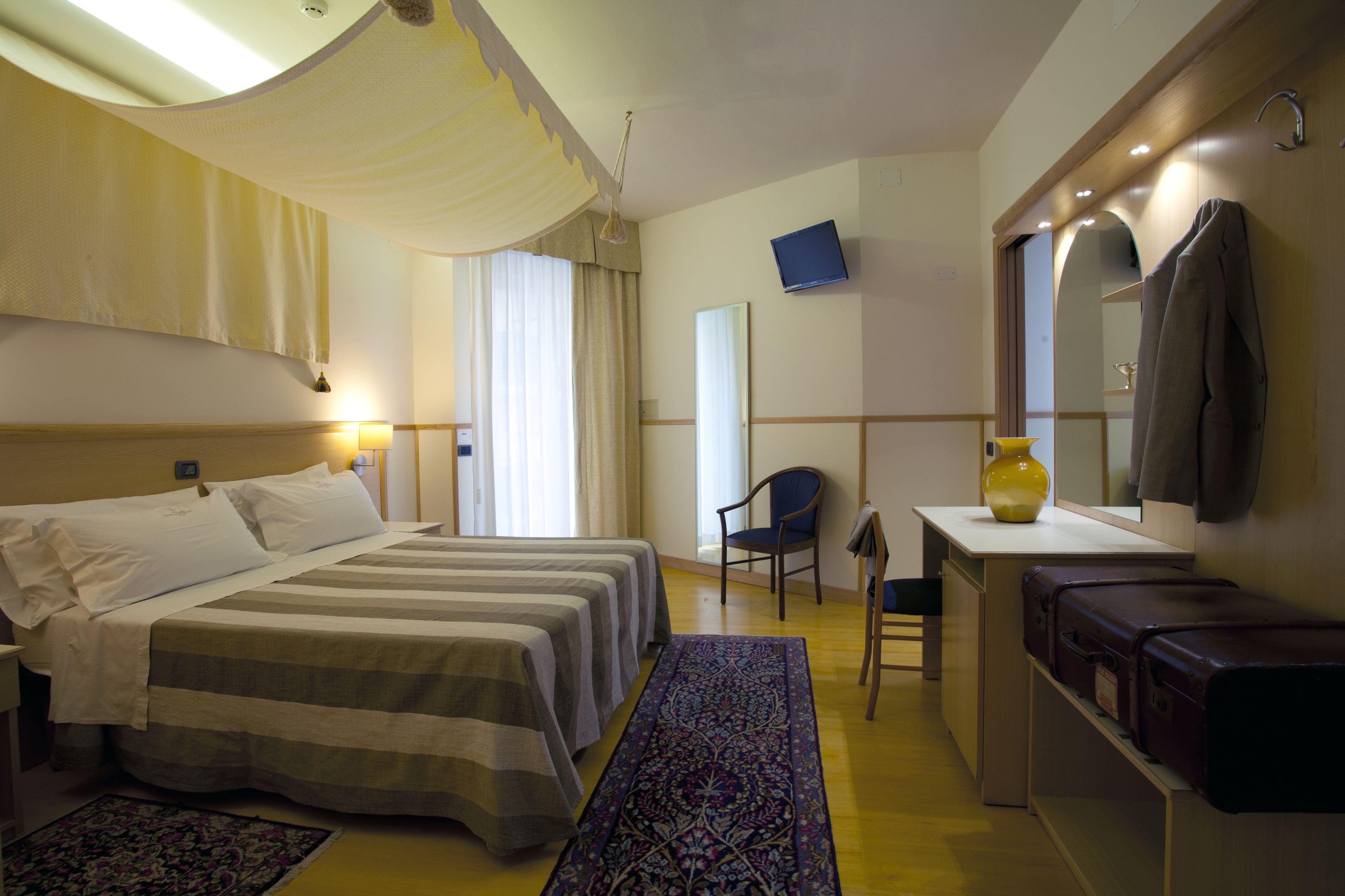 Vidi Miramare & Delfino 4*